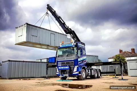 HIAB transport lifting modular cabin Manchester